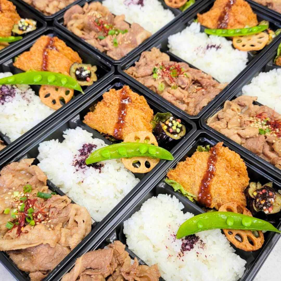 【高松市内 宅配】結膳様　会議用「牛カルビ＆ヒレカツ弁当（特別仕様）」を40個お届けしました｜請求書払い可