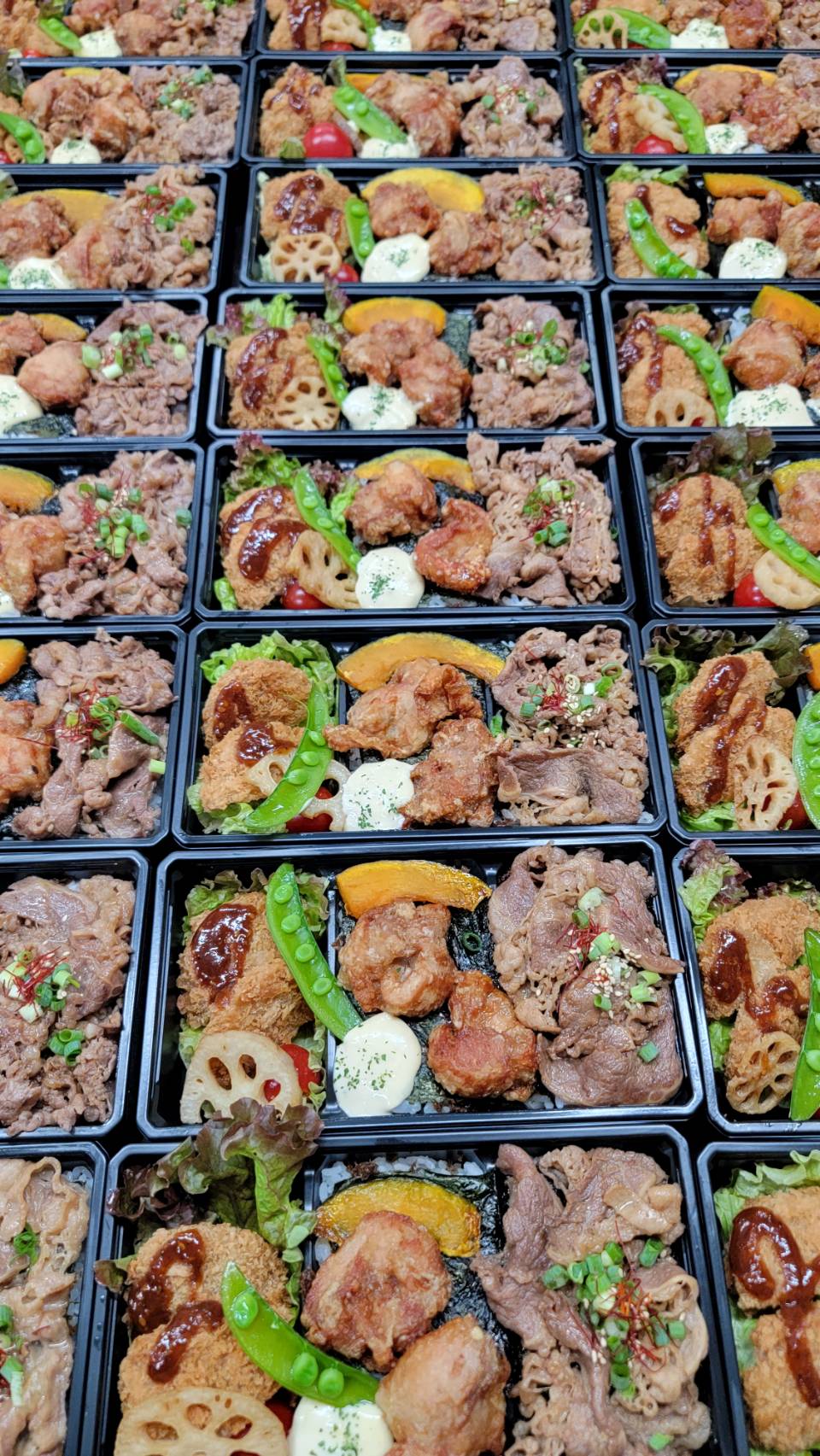 会議用弁当で人気No.1！ちょっと贅沢な「肉のり弁」
